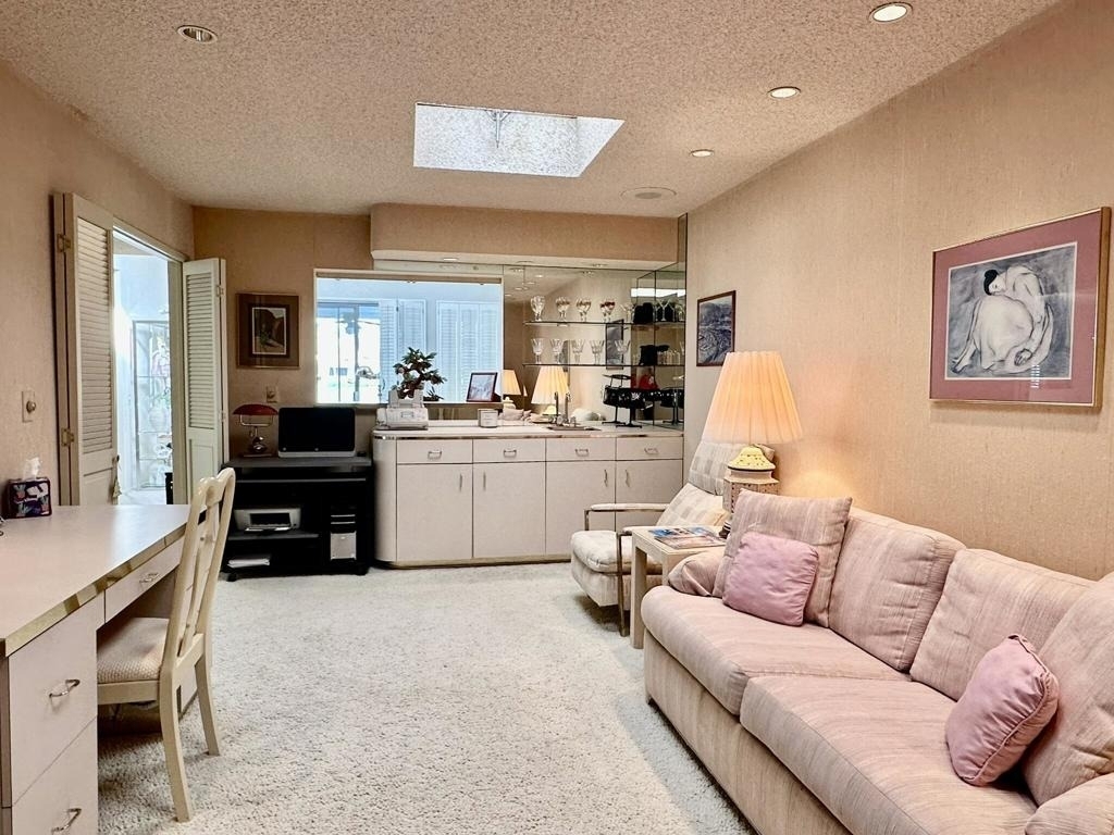 81 Marbella Drive - Photo 11
