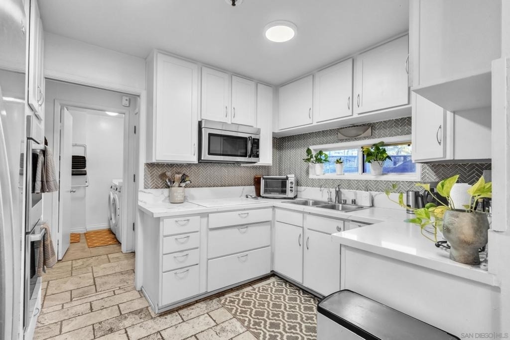 8263 Camino Del Oro - Photo 19