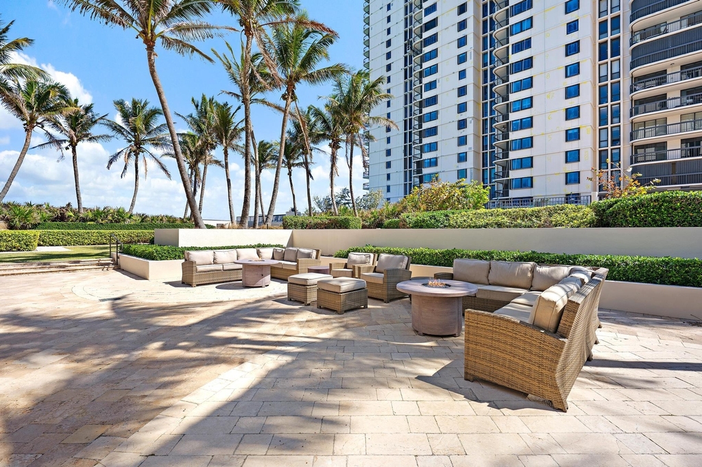 5380 N Ocean Drive - Photo 26