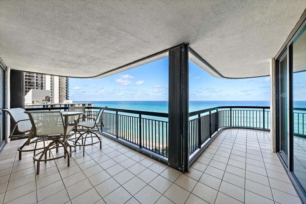 5380 N Ocean Drive - Photo 19