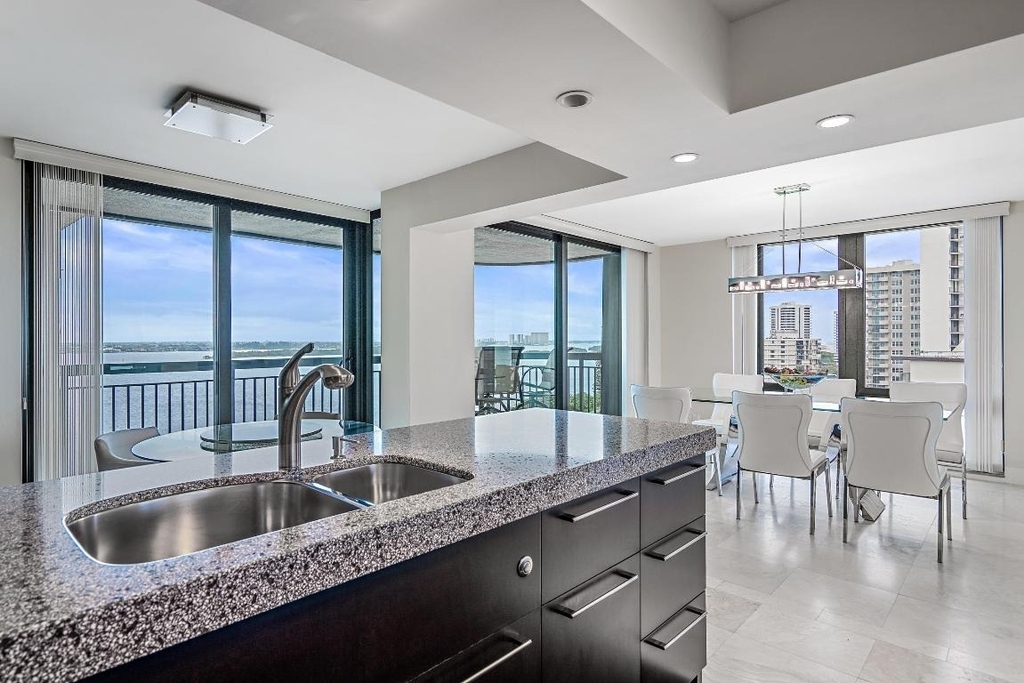 5380 N Ocean Drive - Photo 3