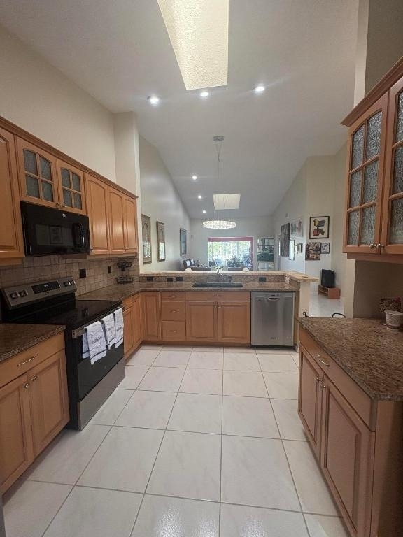 7275 Summer Tree Drive - Photo 6