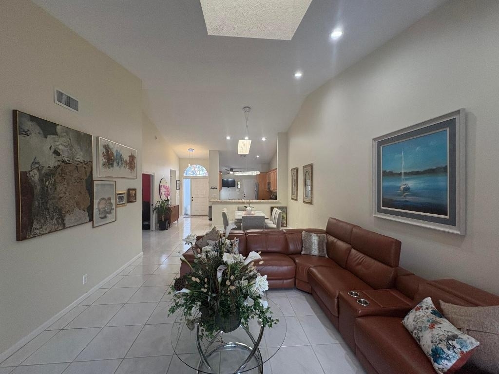 7275 Summer Tree Drive - Photo 9