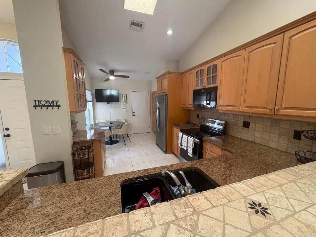 7275 Summer Tree Drive - Photo 4