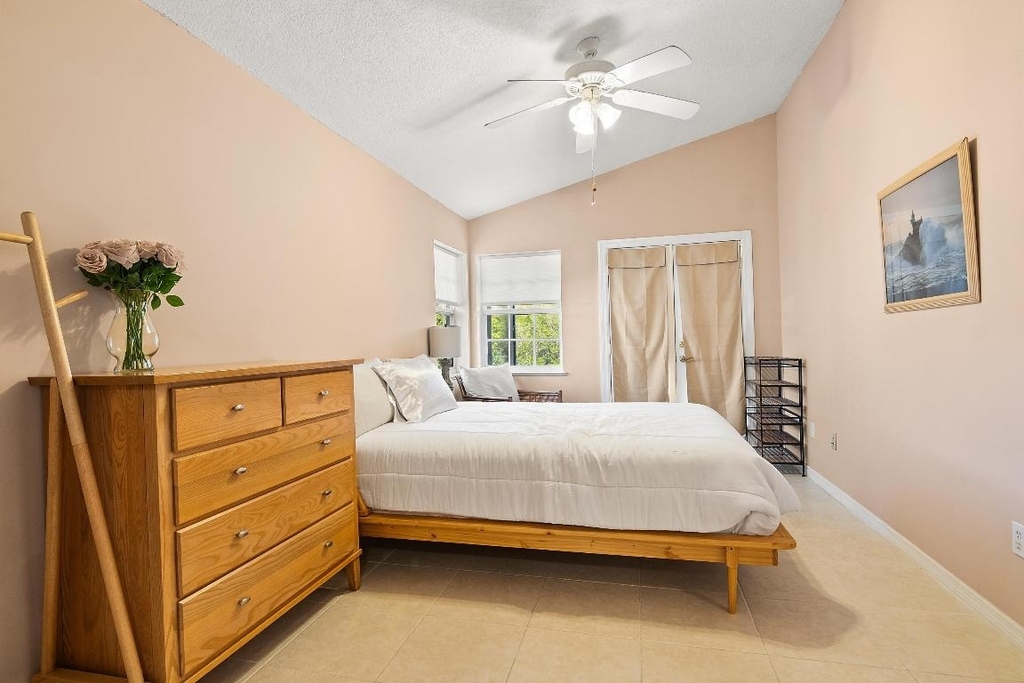 922 Jackson Way - Photo 22