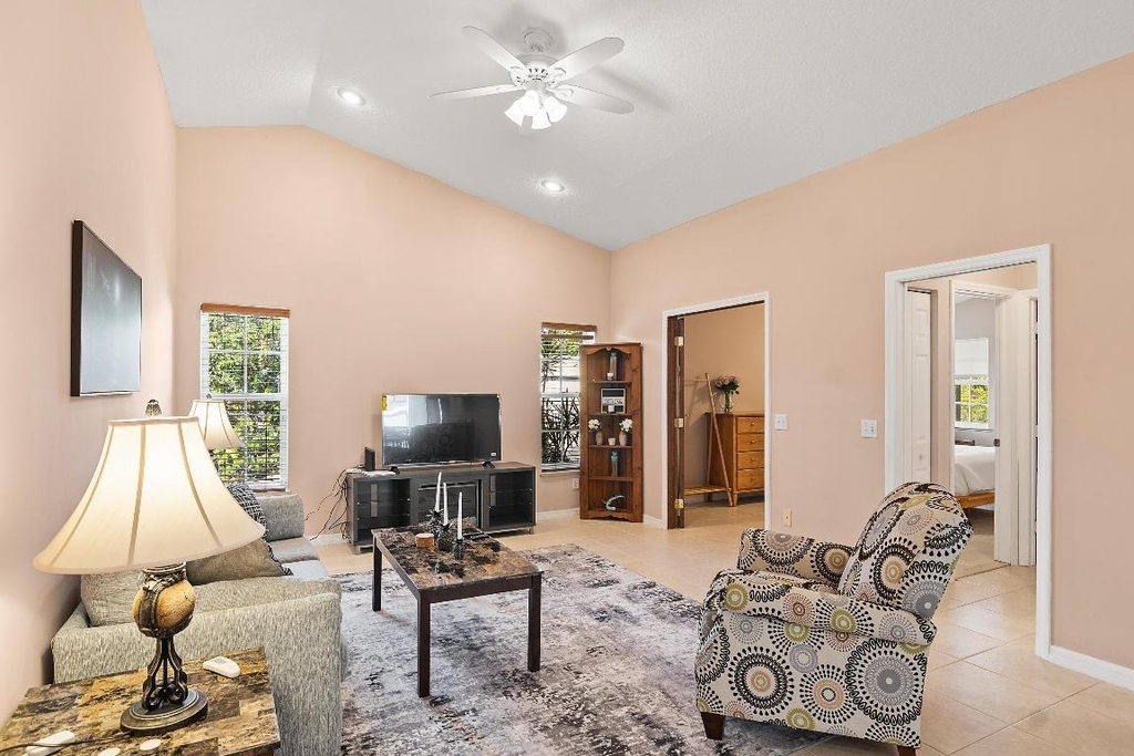 922 Jackson Way - Photo 10