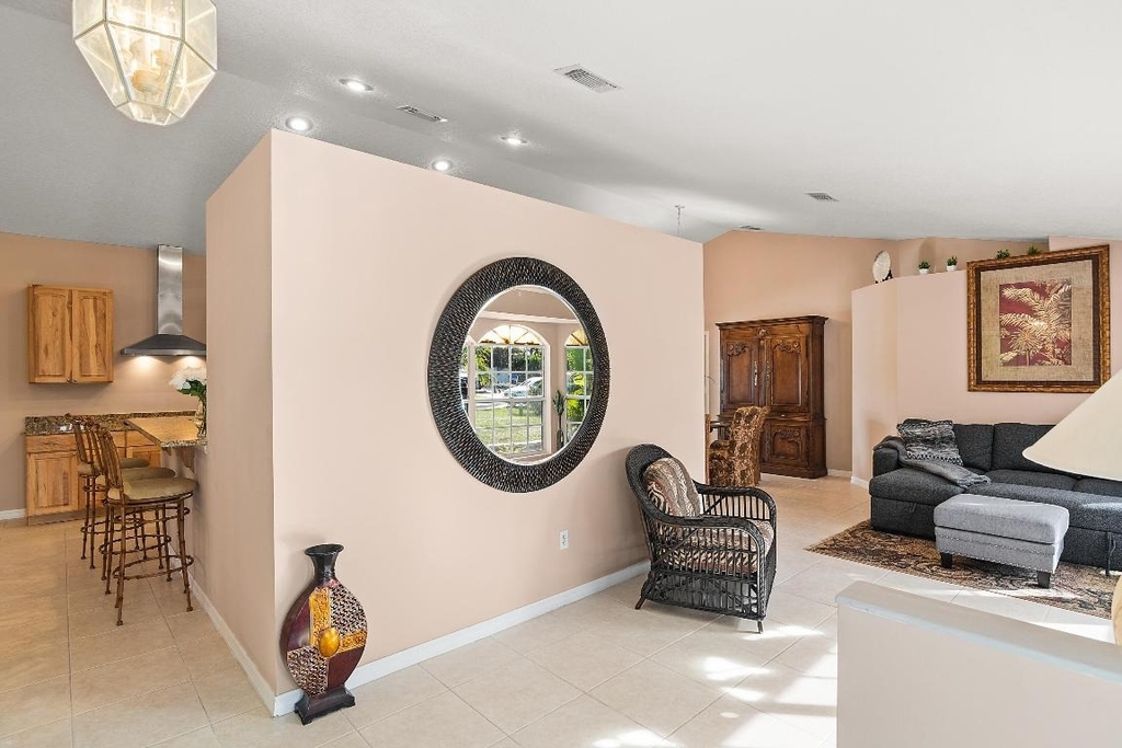 922 Jackson Way - Photo 8