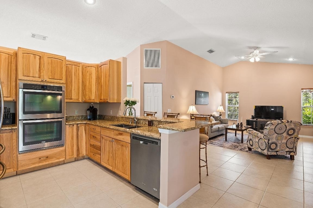 922 Jackson Way - Photo 15