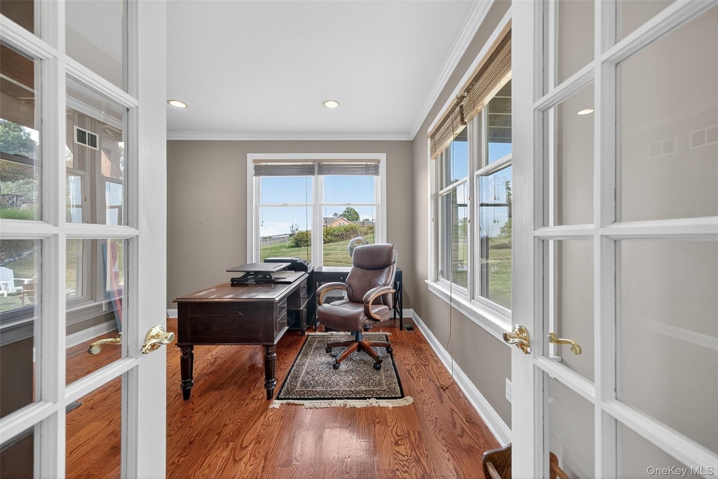 11 Dorian Way - Photo 8