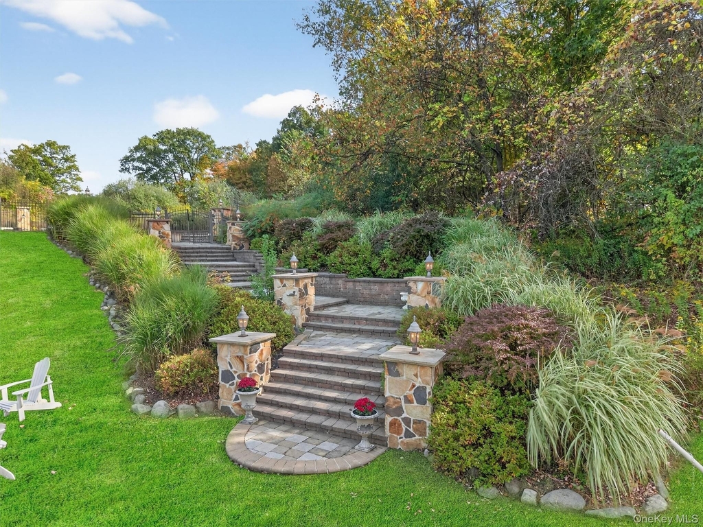 11 Dorian Way - Photo 37