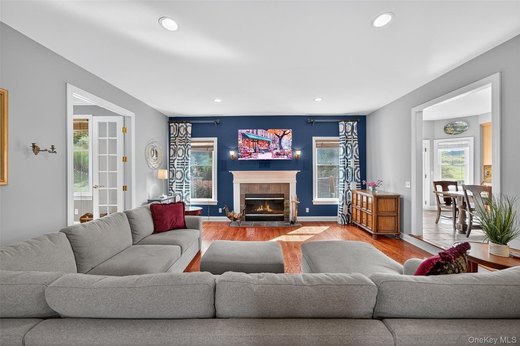 11 Dorian Way - Photo 11