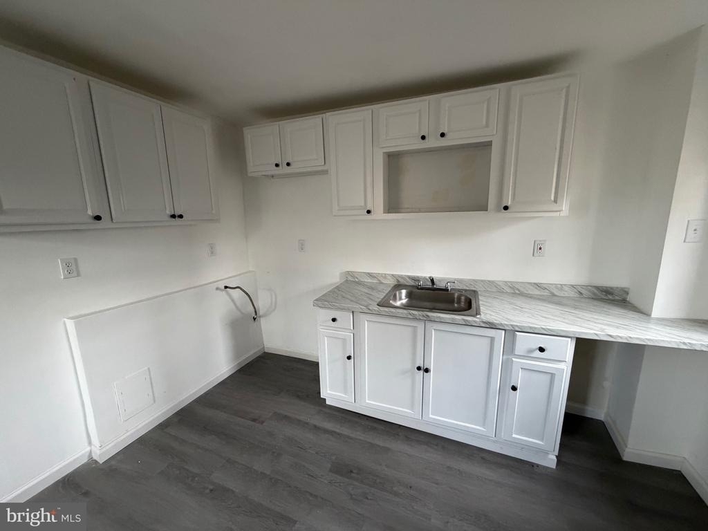 4148 Orchard Street - Photo 8