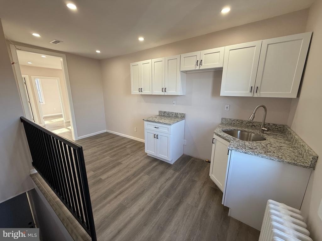 2537 E Auburn Street - Photo 4