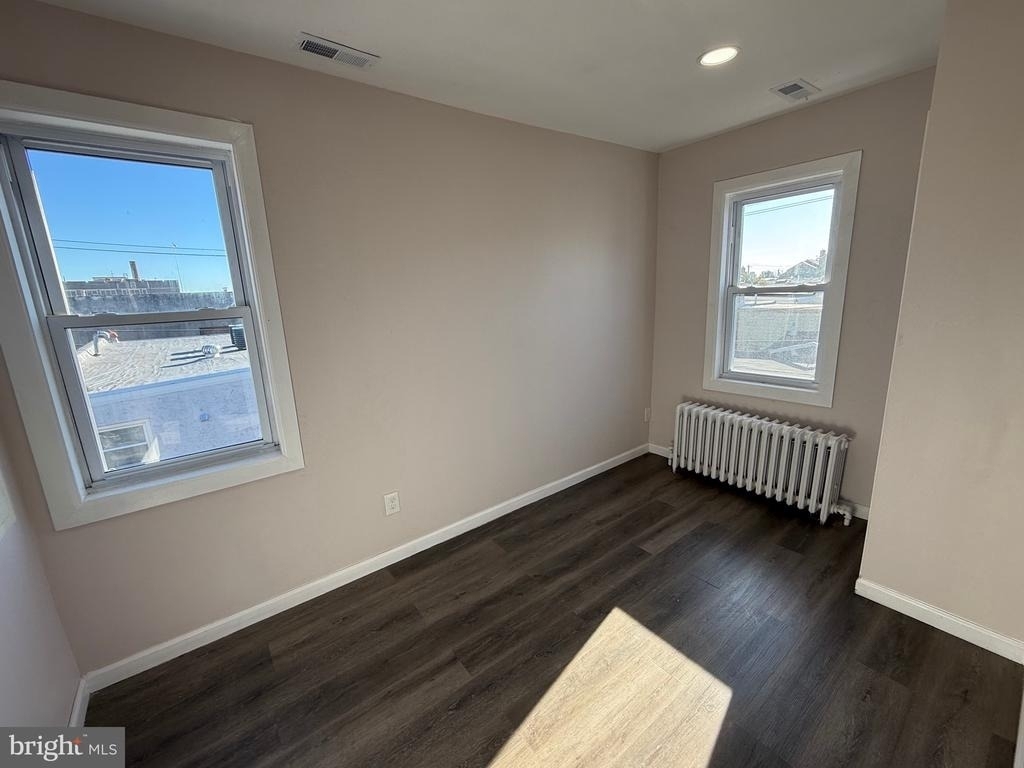 2537 E Auburn Street - Photo 10