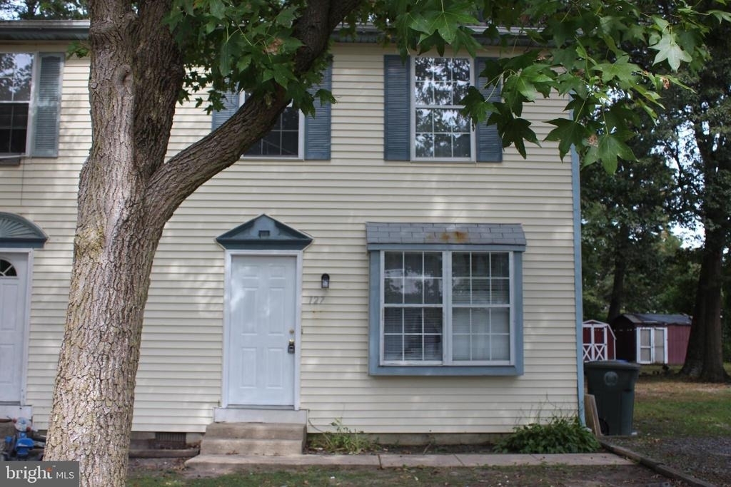127 Higgins Drive - Photo 1