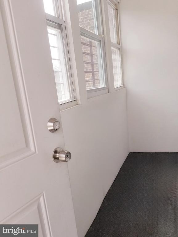 805 Brooks Lane - Photo 6