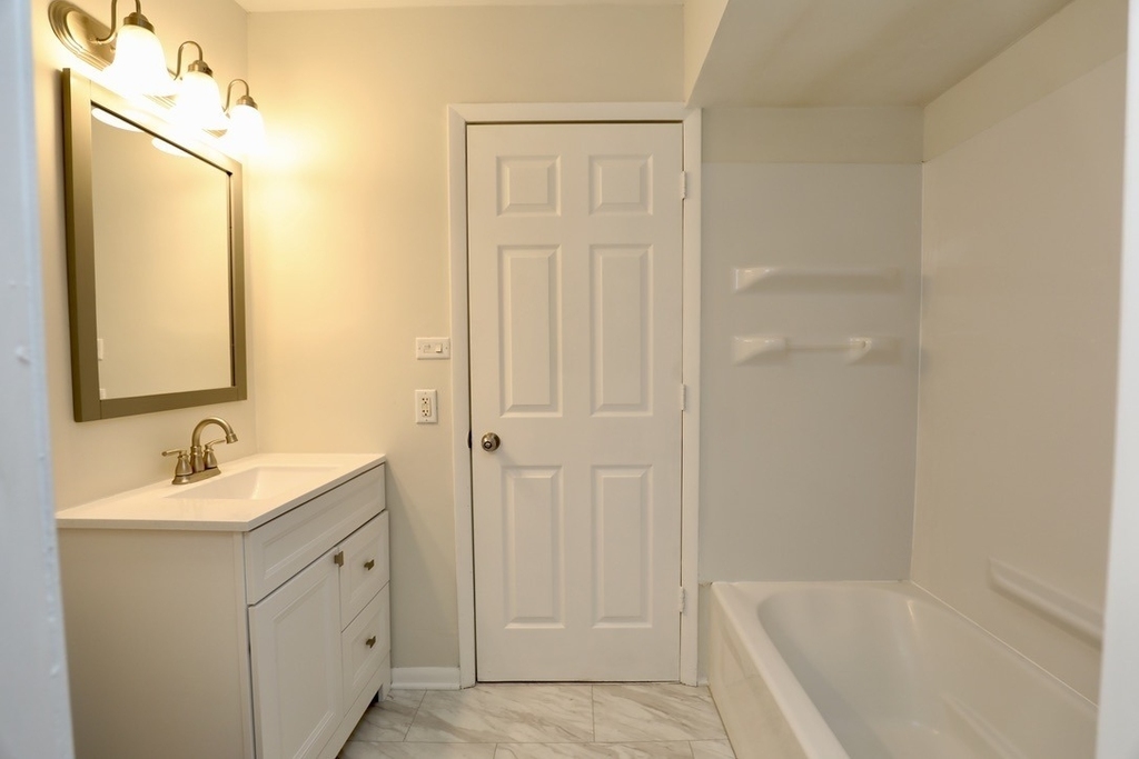 17306 Peach Grove Lane - Photo 4