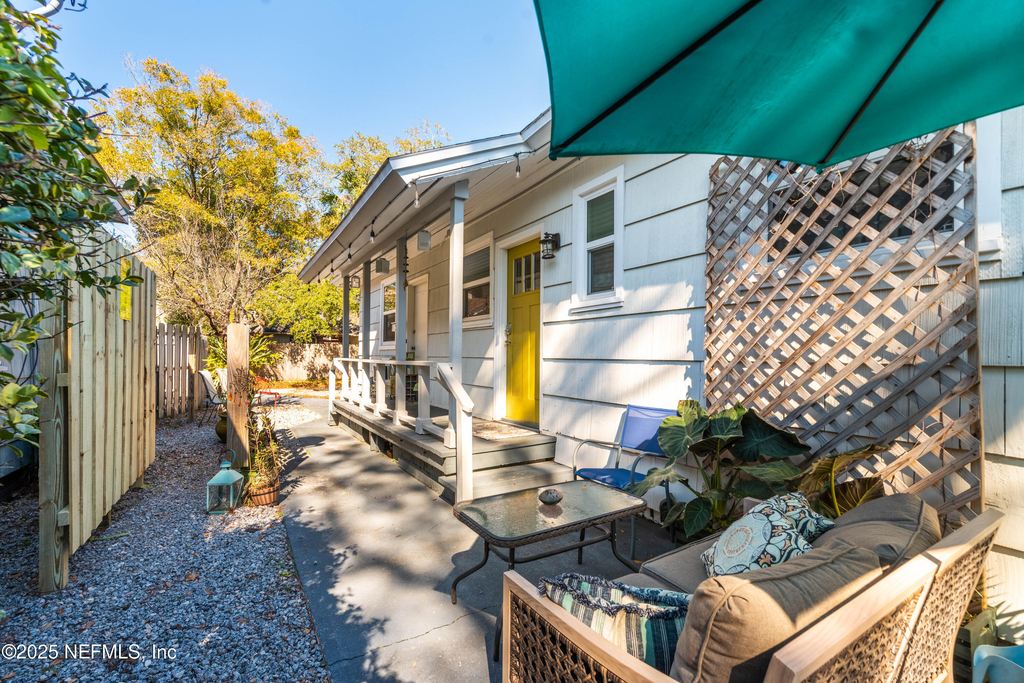 909 Cedar Street - Photo 10
