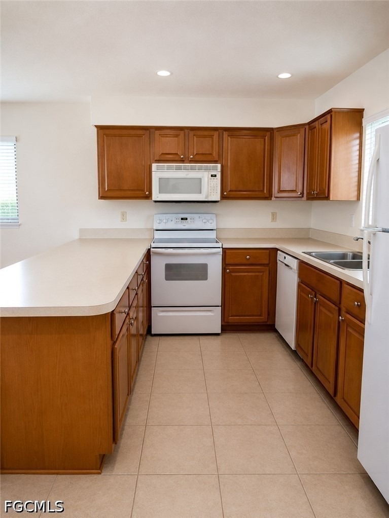 1623 Sw Santa Barbara Place - Photo 3