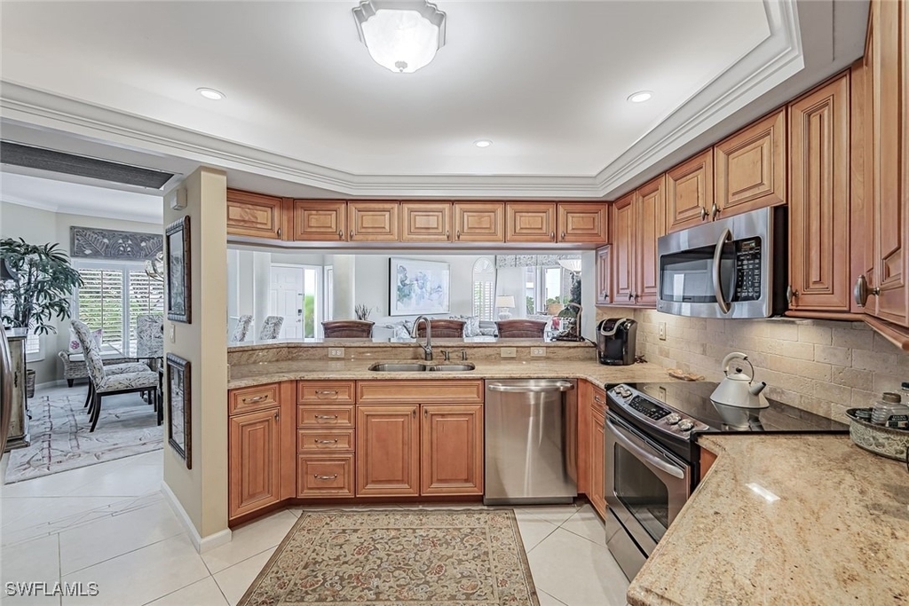 8471 Abbington Circle - Photo 7
