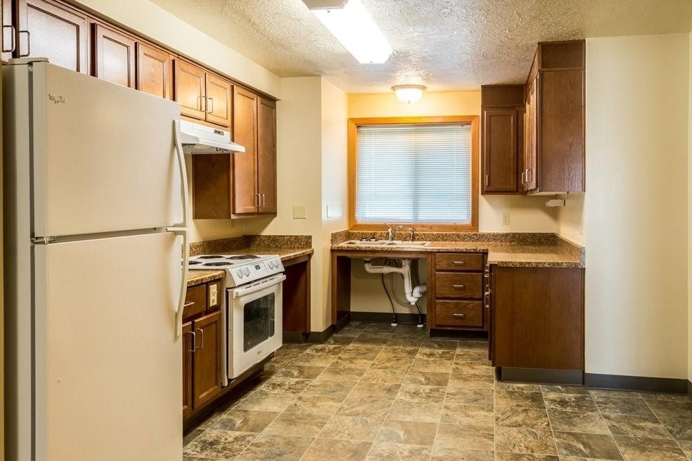 410 Ne Oak St - Photo 5