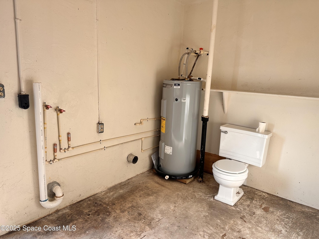 140 Niemira Avenue - Photo 16