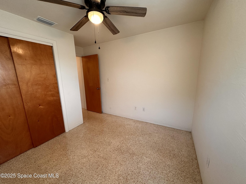 140 Niemira Avenue - Photo 15