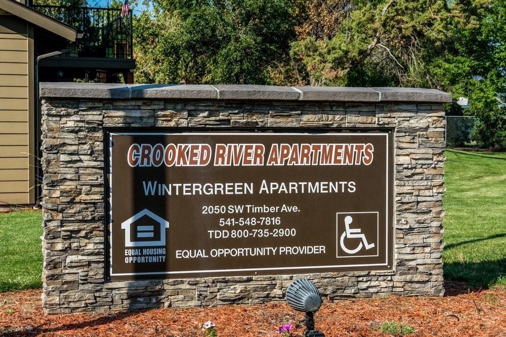 2050 Sw Timber Ave - Photo 1