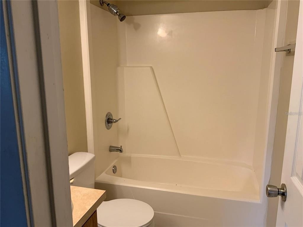 233 Red Maple Place - Photo 3