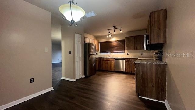 507 Hunter Circle - Photo 2