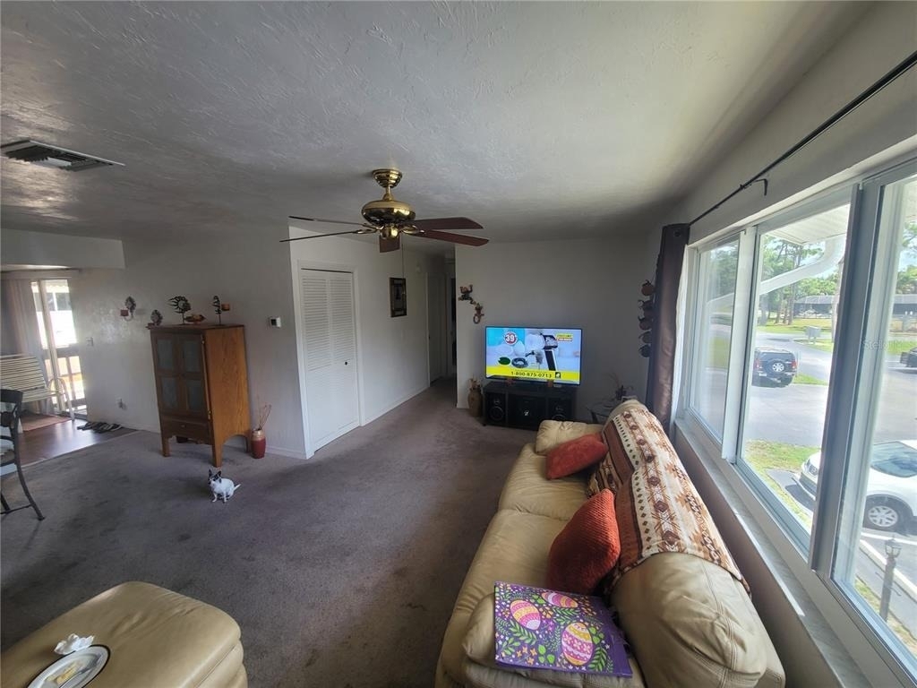 22481 Westchester Boulevard - Photo 2