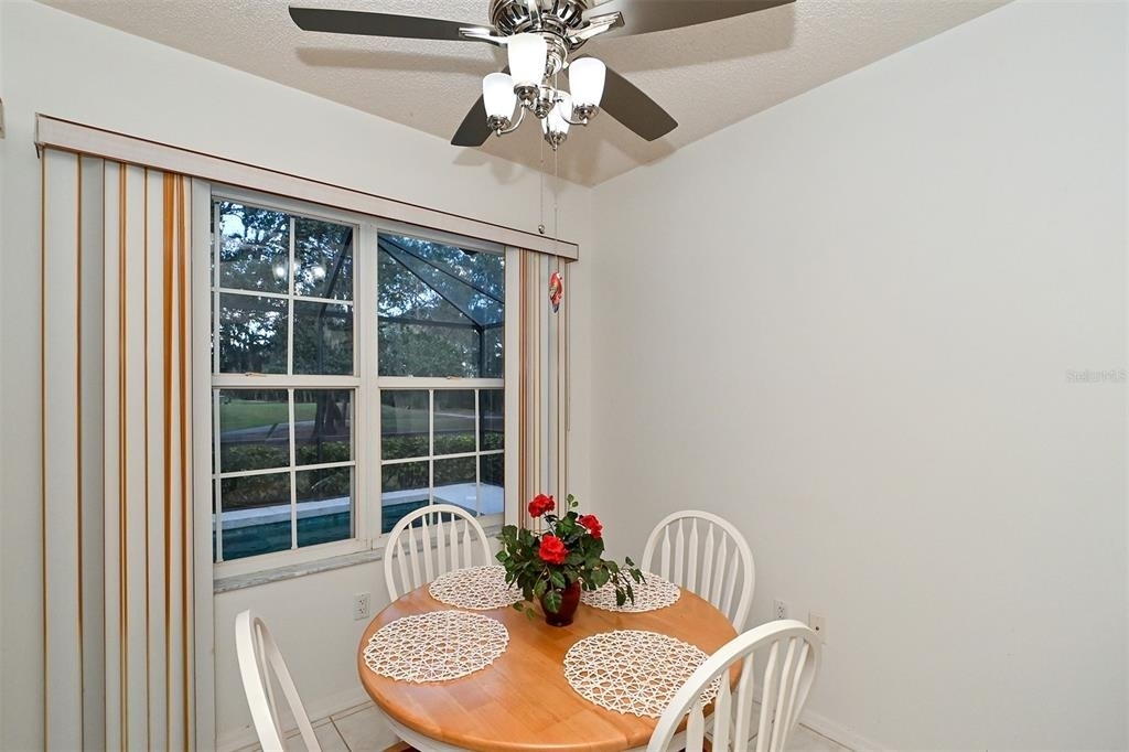 3866 Surrey Court - Photo 19