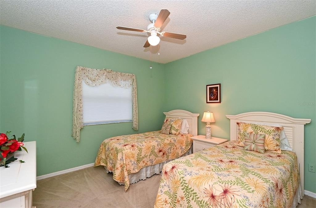 3866 Surrey Court - Photo 31