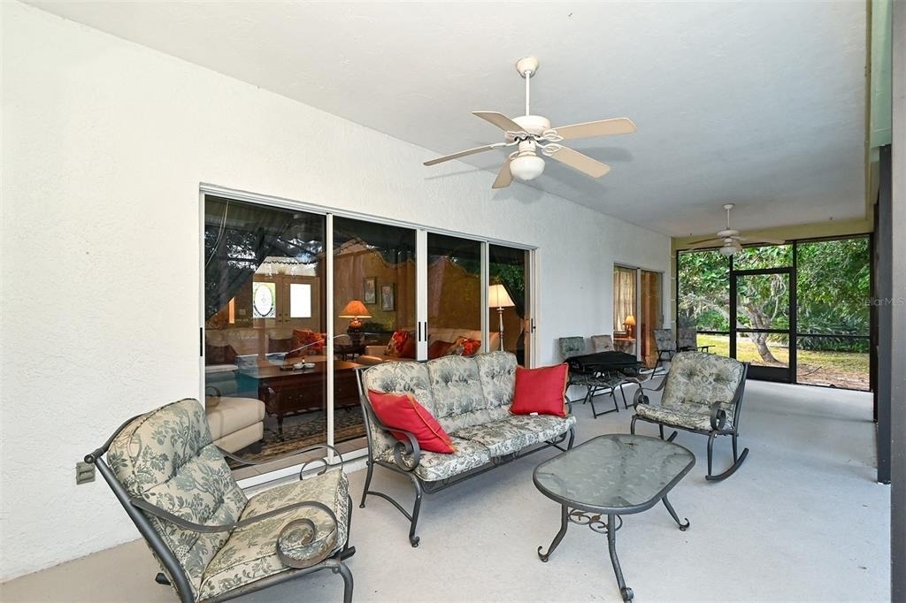 3866 Surrey Court - Photo 48