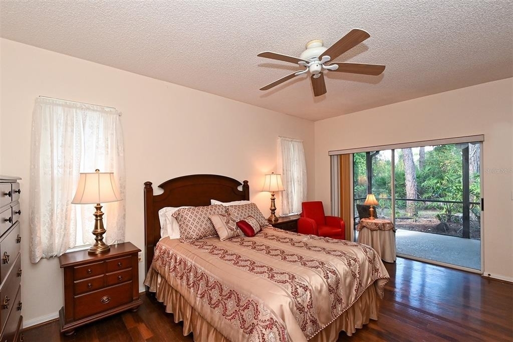 3866 Surrey Court - Photo 25
