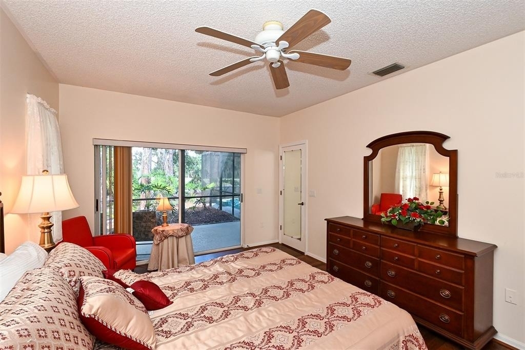 3866 Surrey Court - Photo 26