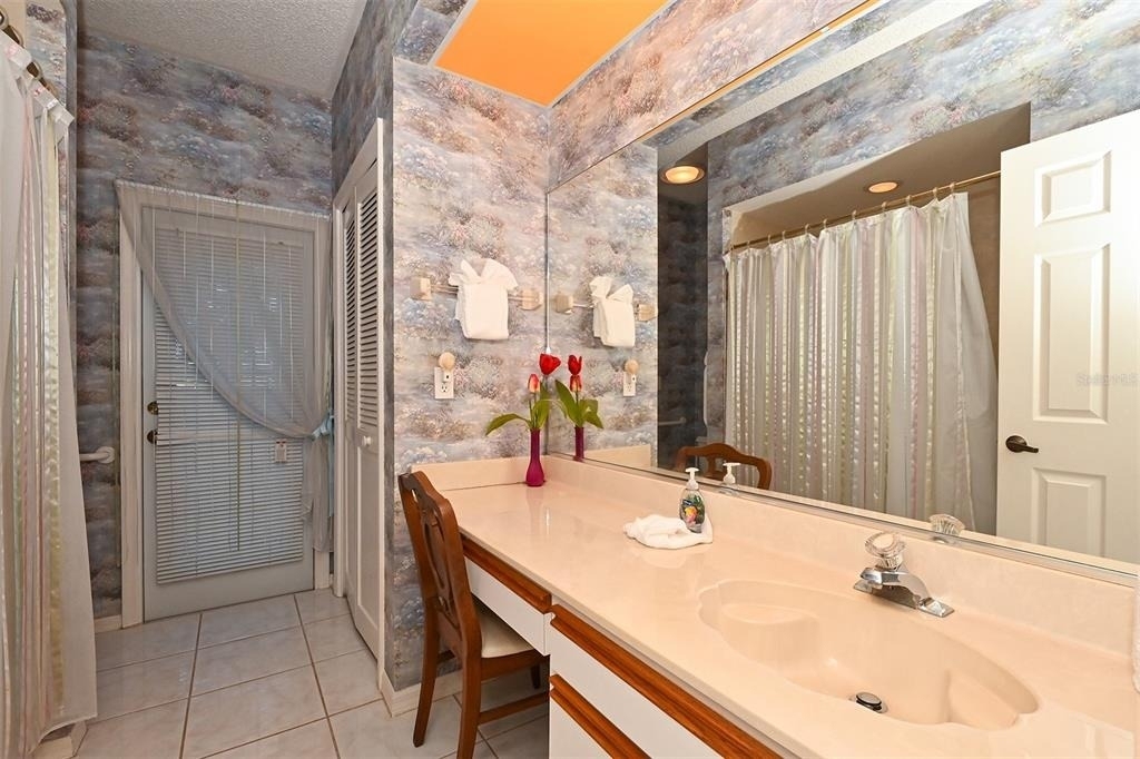 3866 Surrey Court - Photo 34