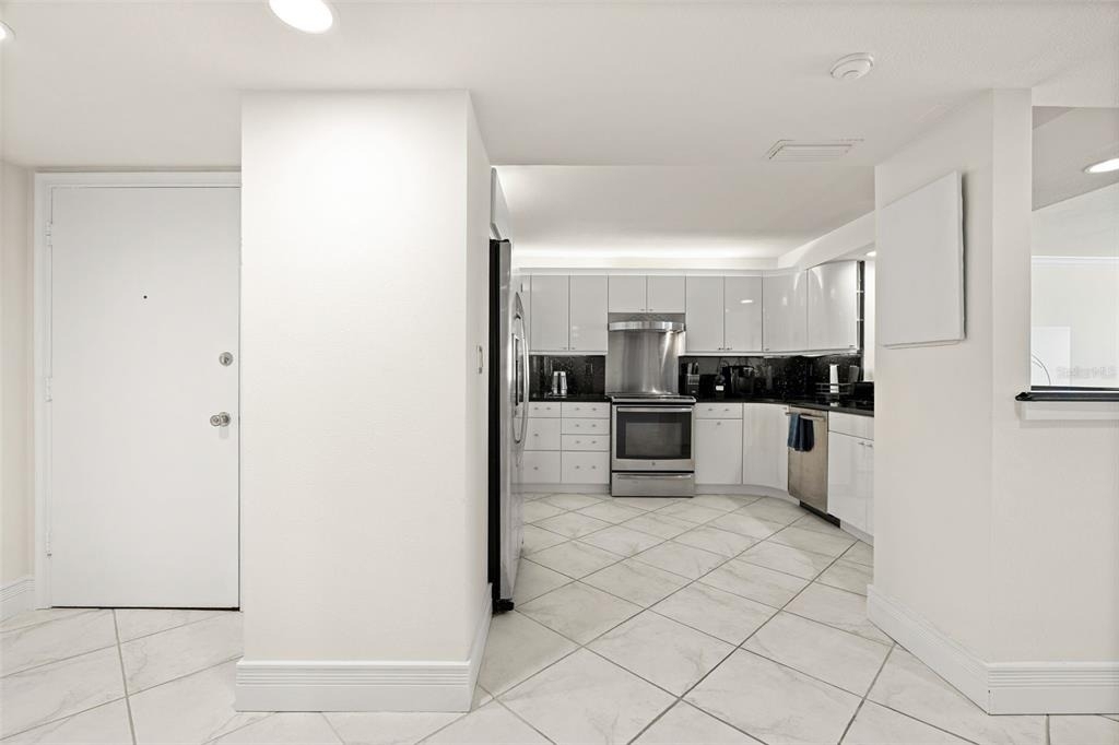 1750 Benjamin Franklin Drive - Photo 3
