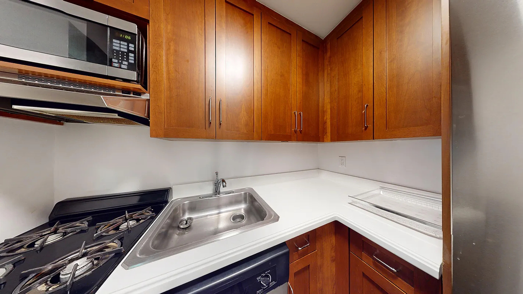 1 Astor Place - Photo 4