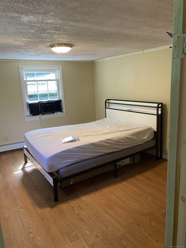 70 Walnut Street - Photo 2