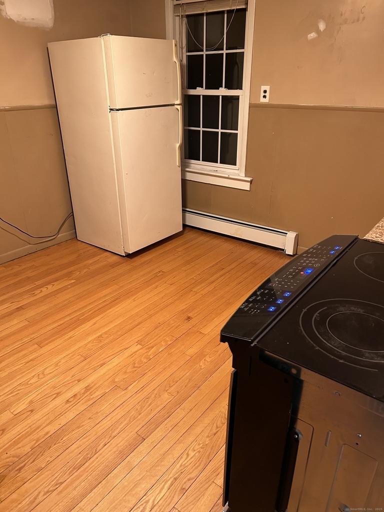 70 Walnut Street - Photo 5
