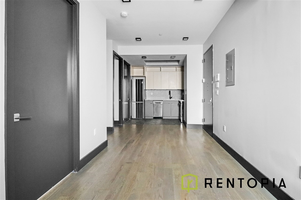 475 Grand Street - Photo 0