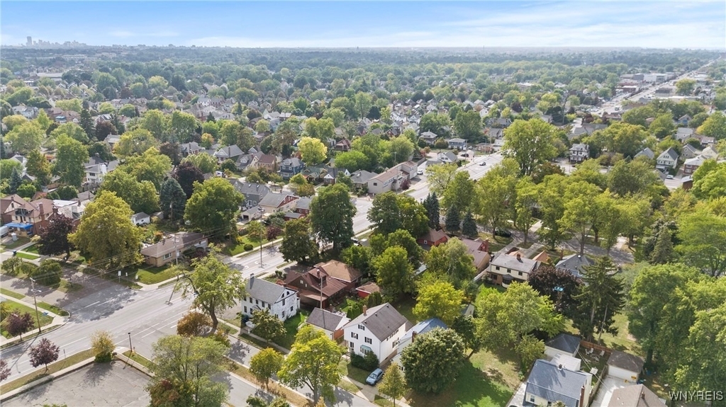 80 Capen Boulevard - Photo 36