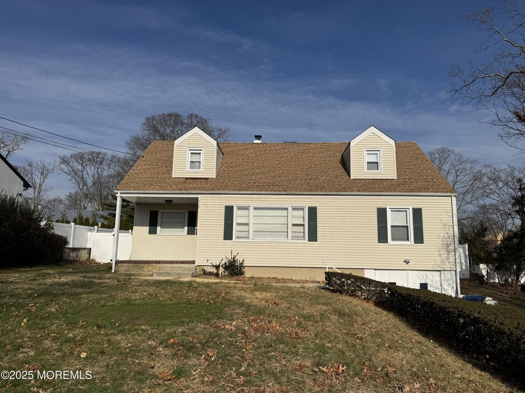 259 Garfield Avenue - Photo 0