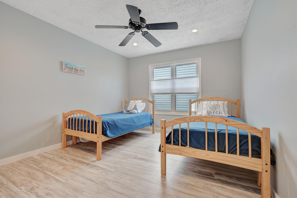 42 Hamilton Avenue - Photo 18