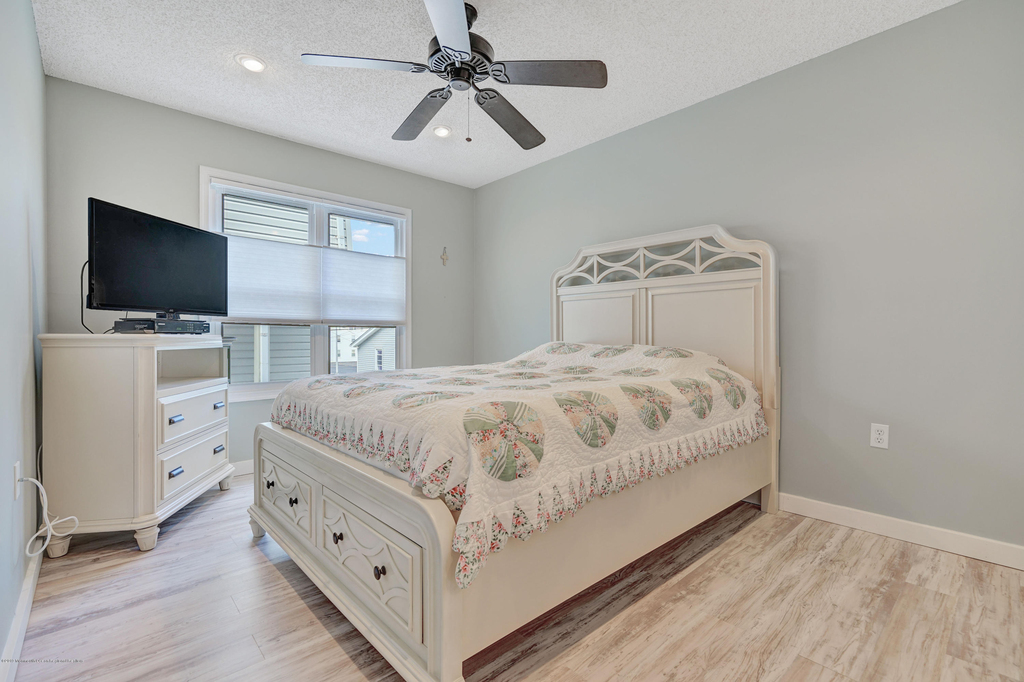42 Hamilton Avenue - Photo 19