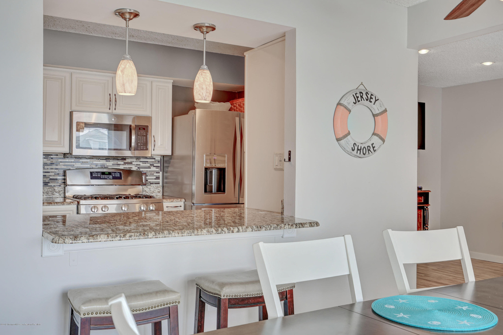 42 Hamilton Avenue - Photo 9