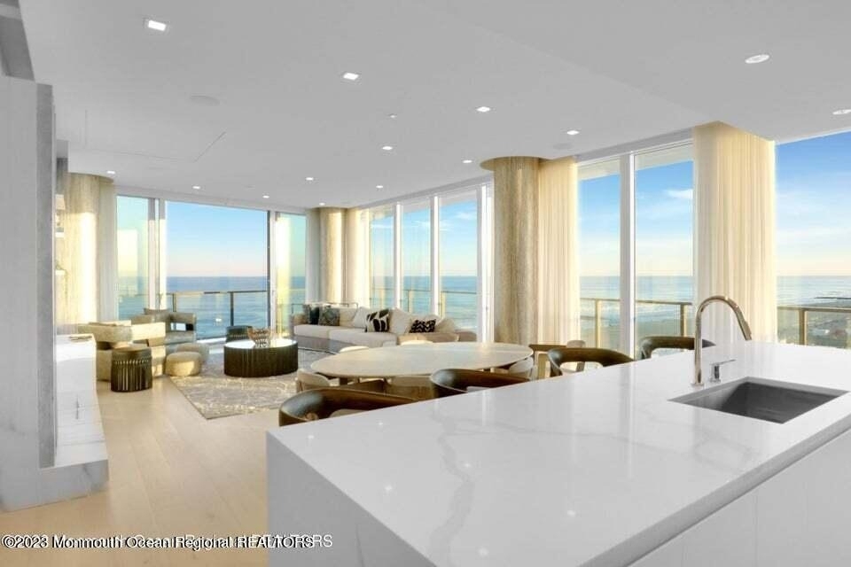 1101 Ocean Avenue N - Photo 6