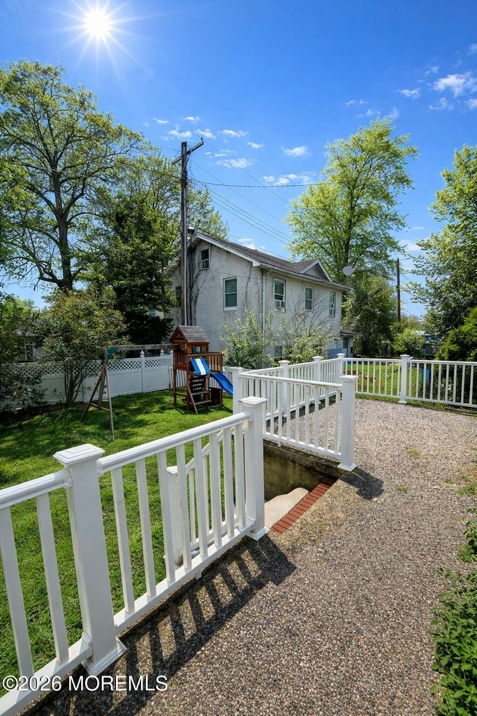 17 Wyckoff Street - Photo 11