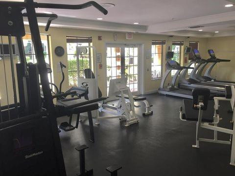 651 Okeechobee Boulevard - Photo 32